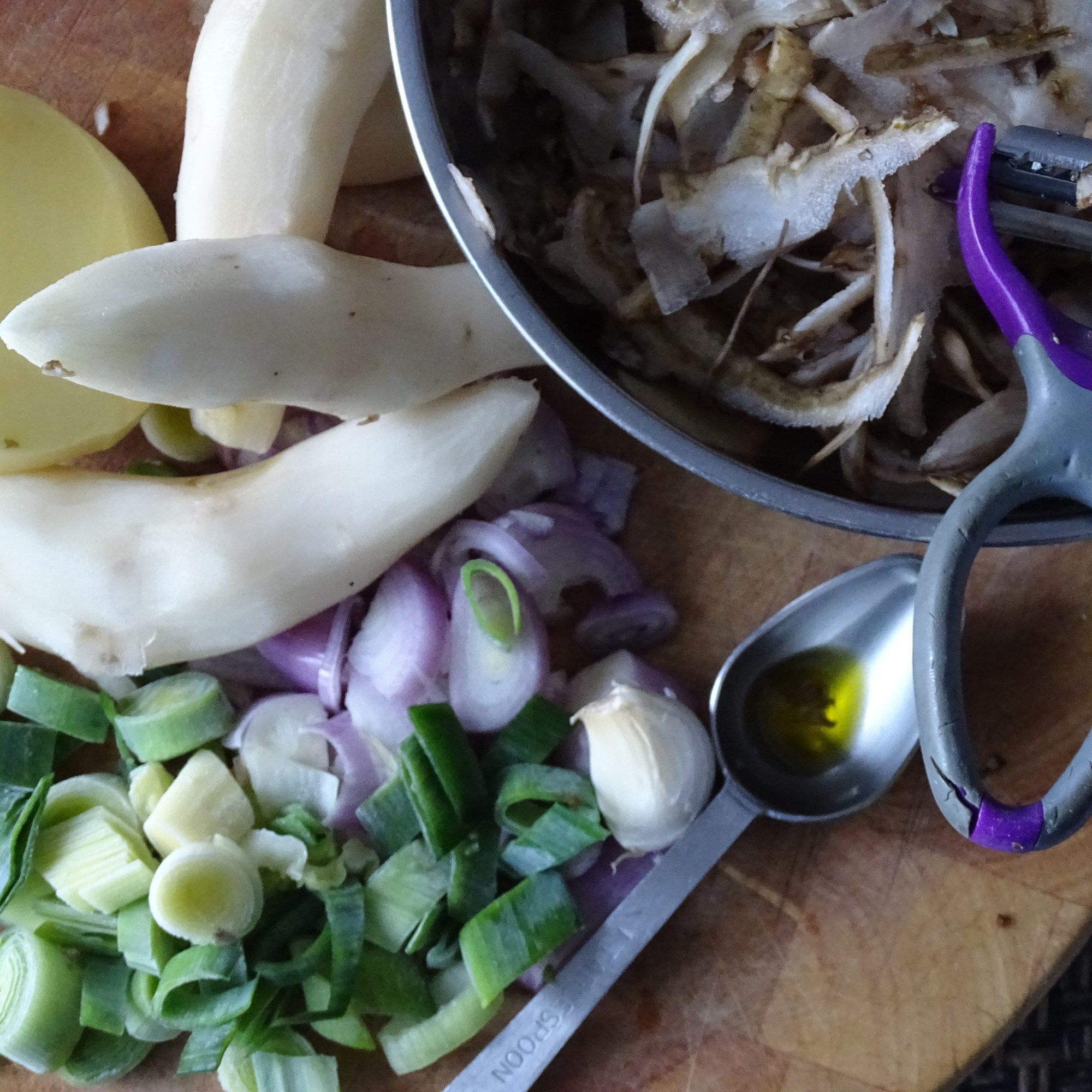 potato, artichoke, leeks, garlic,shallot