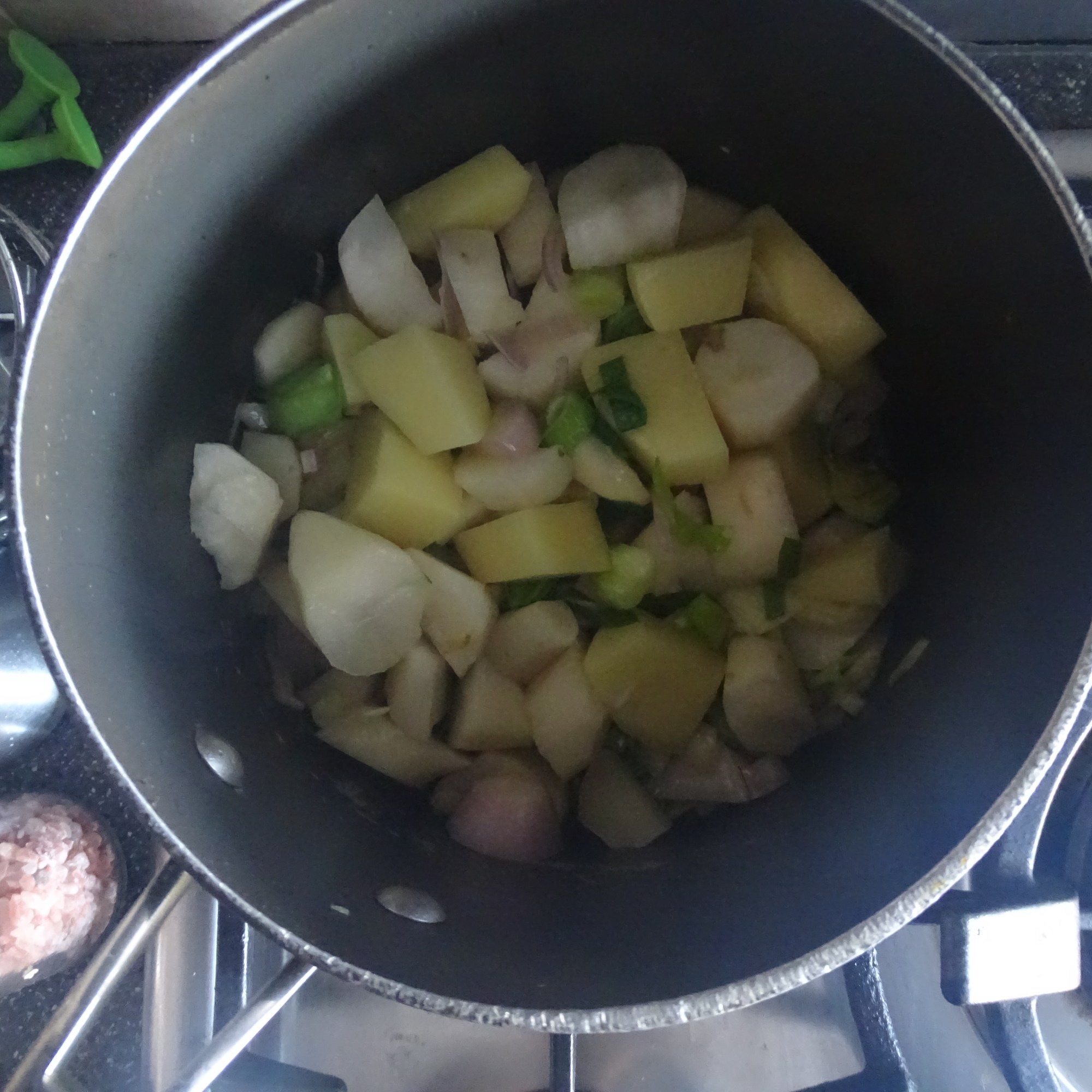 pot, vegetable, gas stove