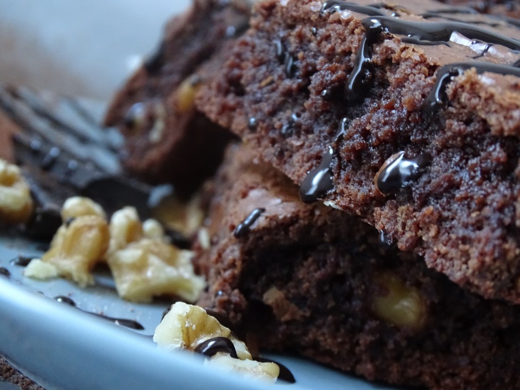 Chocolate, Pecan & Walnut Brownie,drizzled chocolate, walnuts