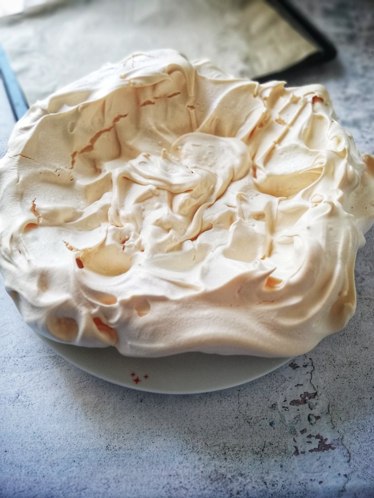 Food photography Pavlova Base