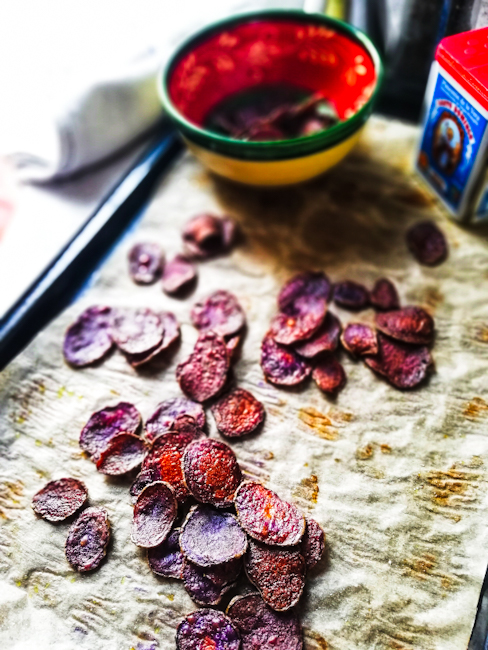 Image, Blue Anneliese potato crisps on baking sheet, colourful bowl